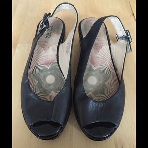 Kenneth Cole reaction sling back shoes size 9